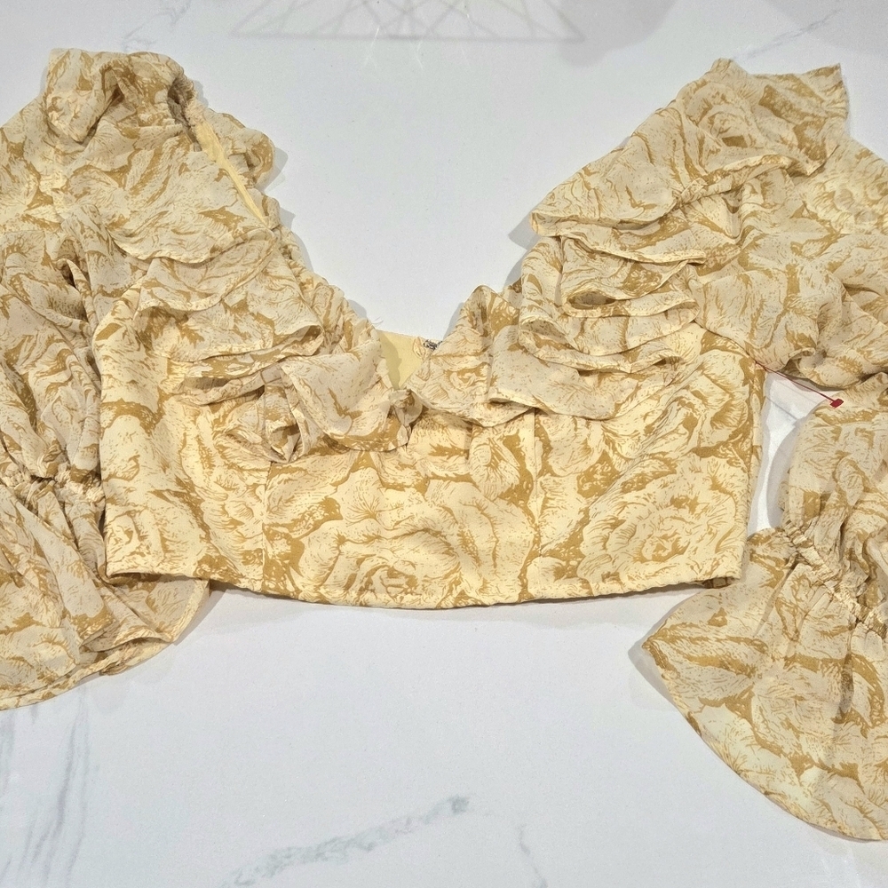 Hello Molly Lemon Print Ruffle Blouse Size M. - Picture 3 of 11